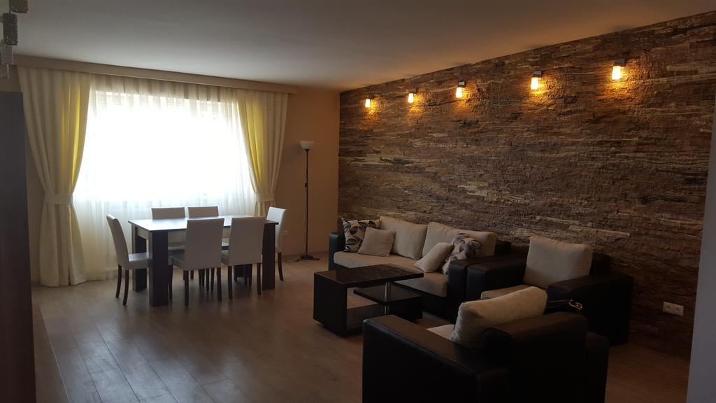 Apartment Rustaveli 1 Tbilisi Pokoj fotografie